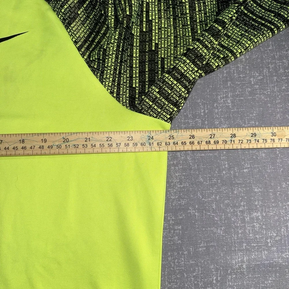 Nike Hoodie Mens XLT Yellow Dri-FIT Fleece Pullover Kangaroo Pocket Swoosh Logo